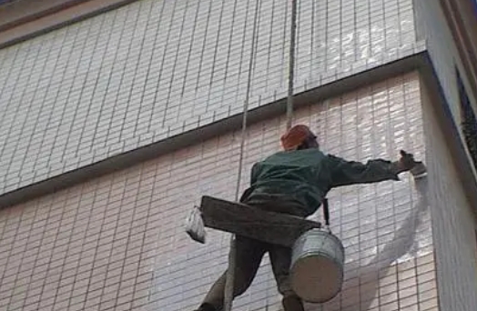 濮阳市卫生间漏水维修公司分享下濮阳市外墙防水的必要性。