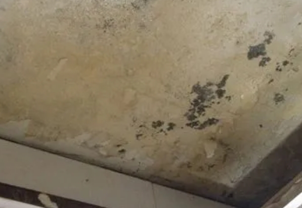 濮阳市阳台漏水维修公司分享下濮阳市卫生间渗水维修需要注意哪些问题。